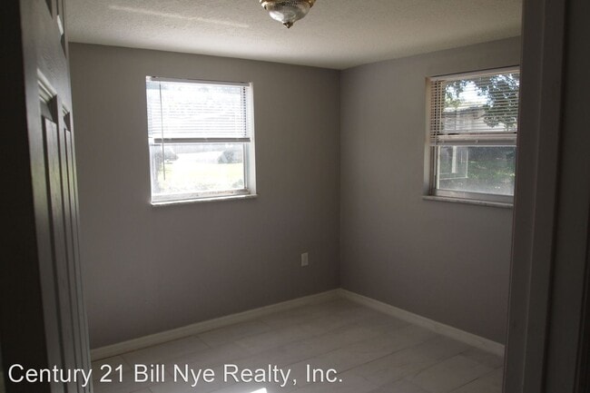 Building Photo - 1 br, 1 bath House - 38434 Alston Avenue