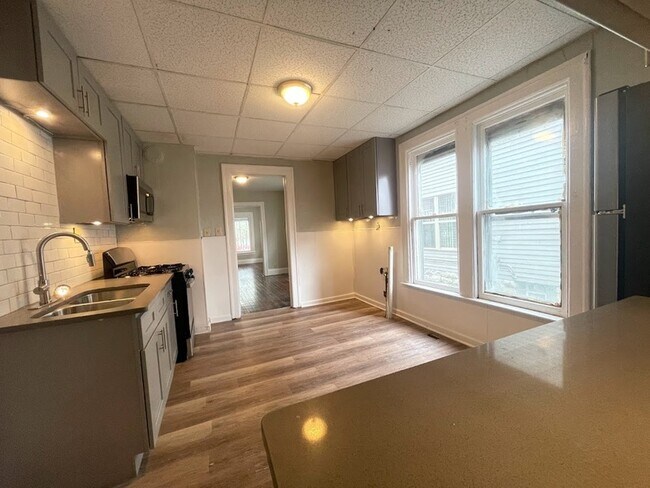 Foto del edificio - 80 Wescott St