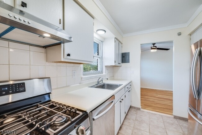 Foto del edificio - 14 Wedgewood Dr