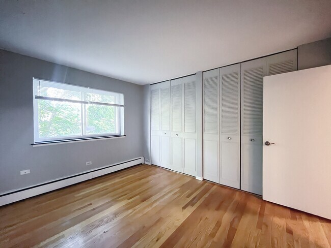 Foto del edificio - 736 W Buena Ave