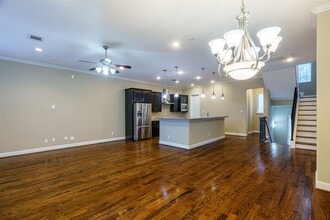 Building Photo - 1518 Birdsall St