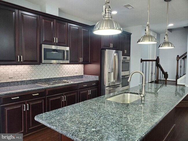 Foto del edificio - 23605 Rose Leigh Terrace
