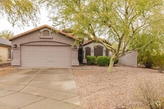 Building Photo - 4528 E Mossman Rd