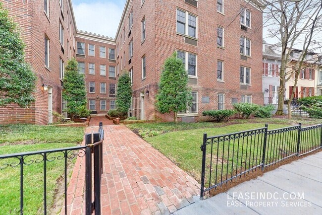 Building Photo - 2410 20th St NW