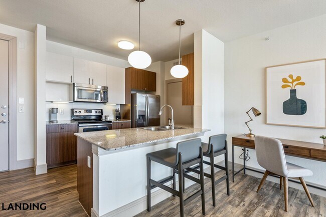 Building Photo - 14580 Crosby Fwy