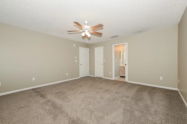 Building Photo - 13758 Sea Mist Dr