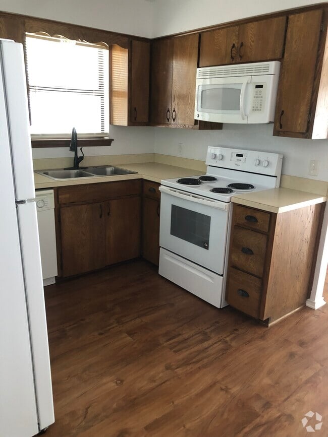 Building Photo - 309 Shady Grove Dr