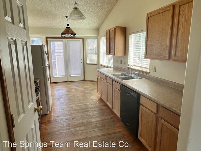 Building Photo - 4 br, 3 bath House - 11272 Berry Farm Road