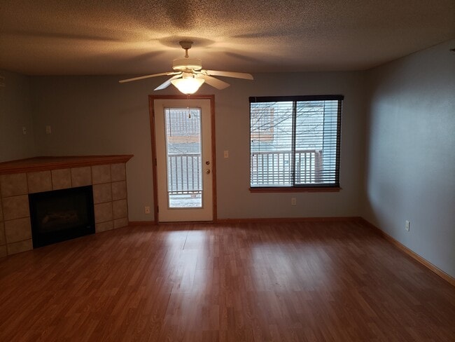 Living Room - 888 Boston Way