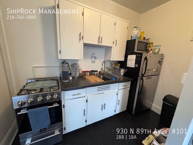 Foto del edificio - 930 89th Ave W
