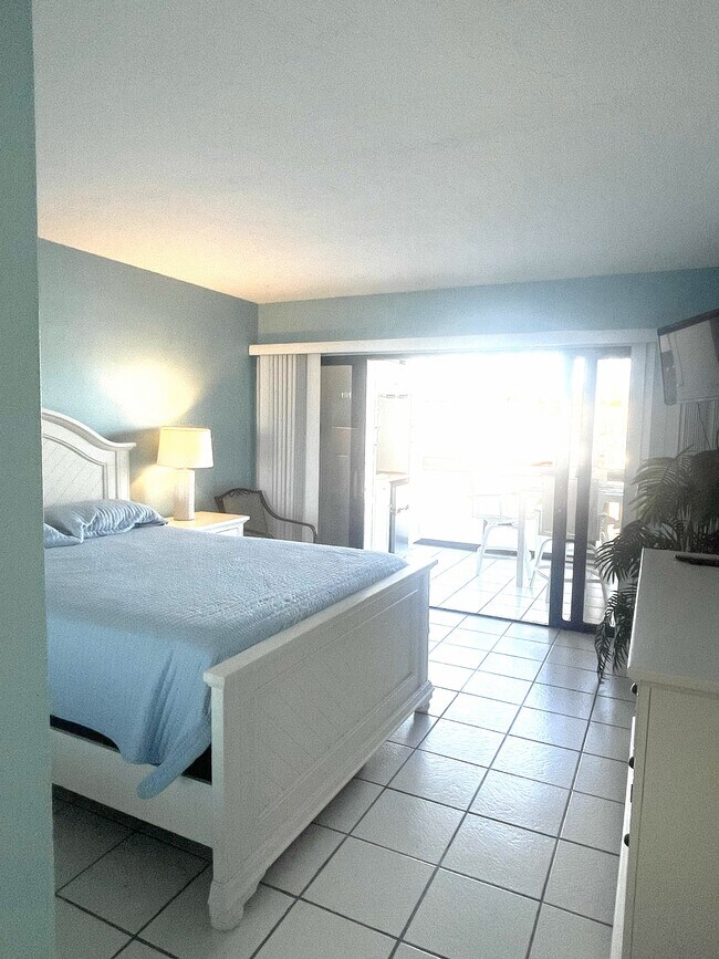 Foto del edificio - 3160 Matecumbe Key Rd