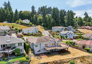 Building Photo - 2805 Chambers Bay Dr