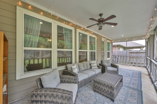 Foto del edificio - 3929 Eagle Nest Lake Ln