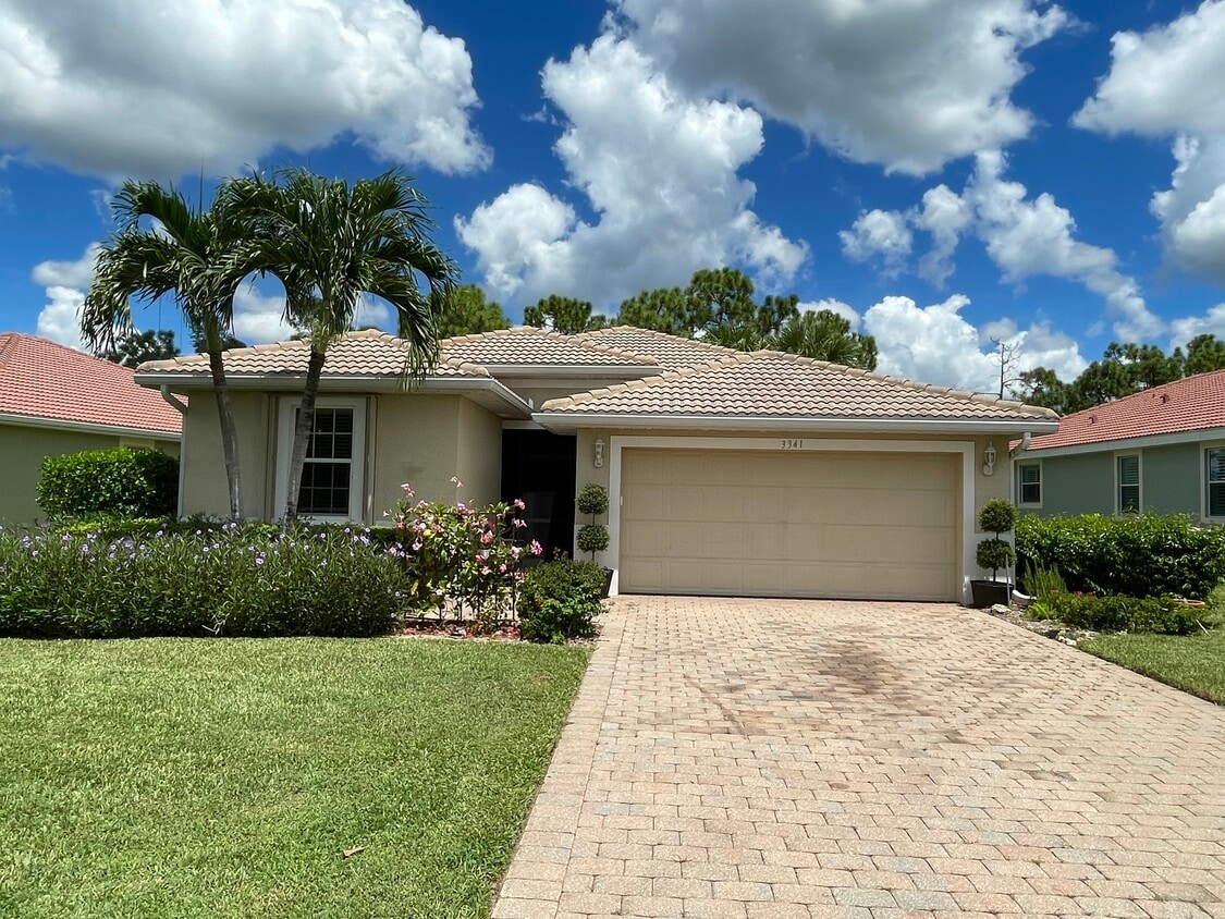 3341 Magnolia Landing Ln, North Fort Myers, FL 33917 House Rental in
