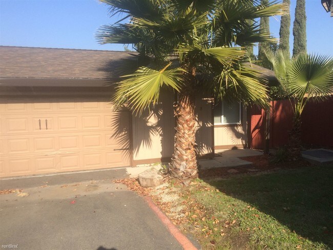 Building Photo - 6955 Greenback Ln