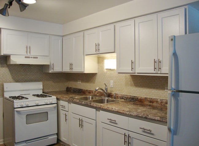 Building Photo - 10459 Carol Ct
