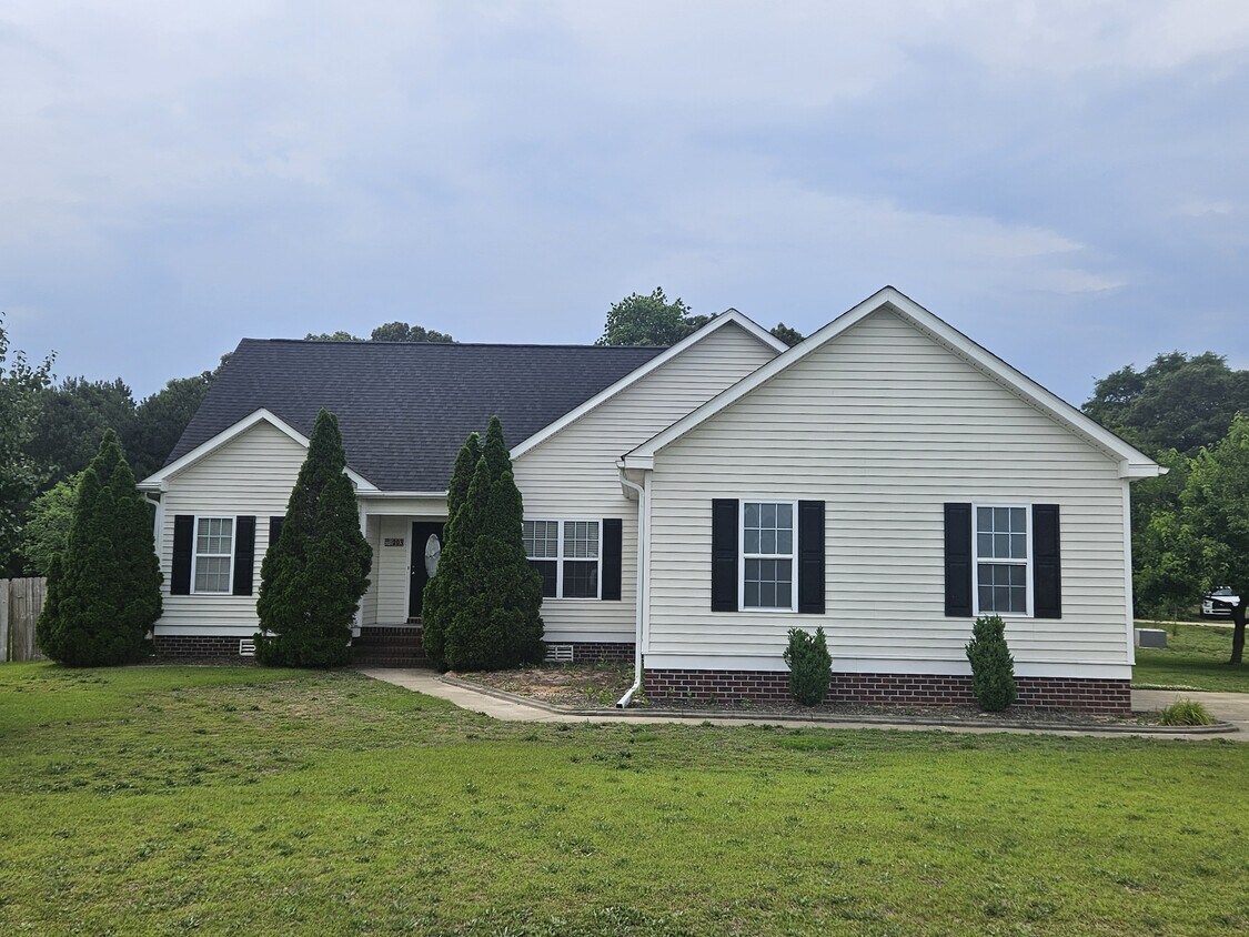 Foto principal - 203 Towbridge Ln