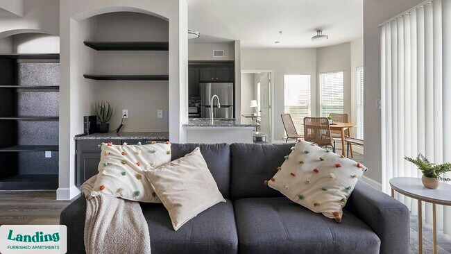 Foto del edificio - 22155 Wildwood Park Rd