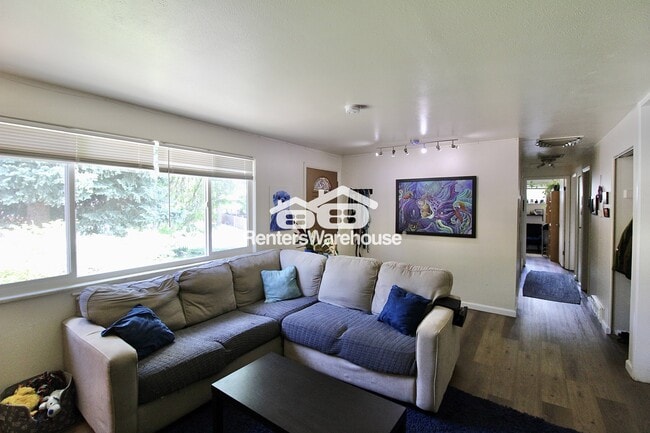 Building Photo - 1405 Abilene Dr