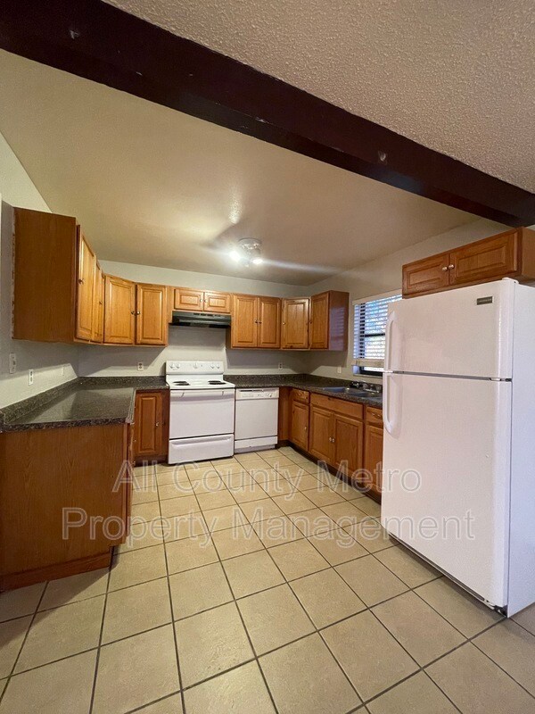 Building Photo - 413 Greenwich Ct
