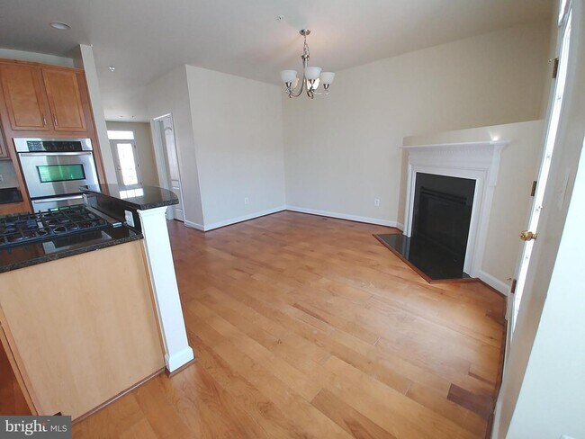 Foto del edificio - 8007 Sport View Rd