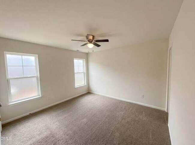 Foto del edificio - 3020 Camden Creek Dr