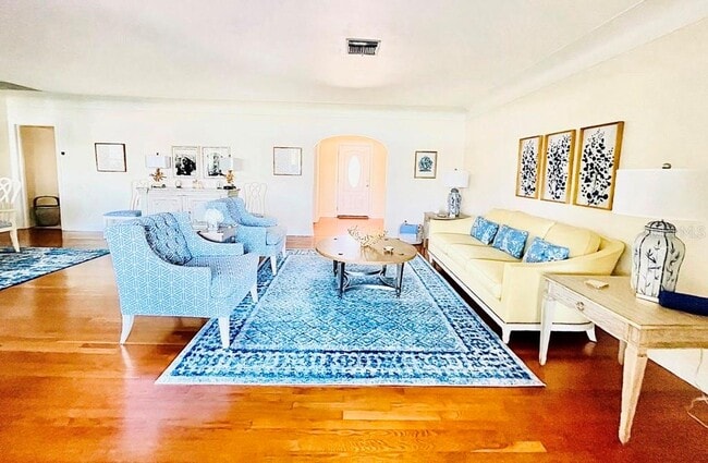 Foto del edificio - 1238 Monterey Blvd NE