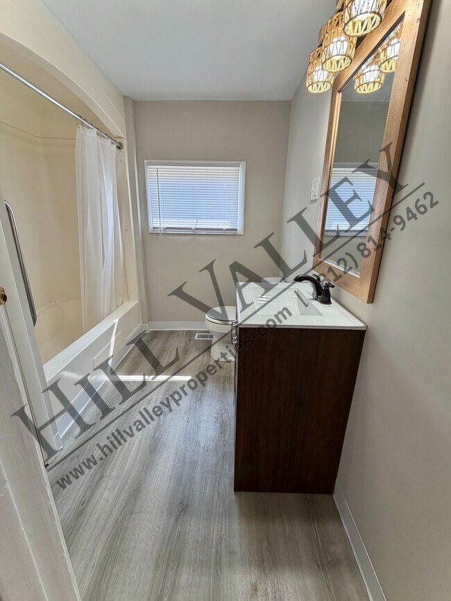 Foto del edificio - Two Bedroom Home - South