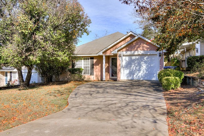 Building Photo - Great Ranch Near Augusta National!