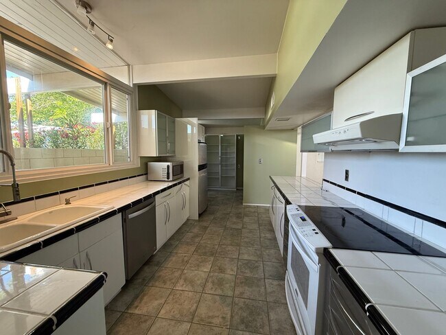 Foto del edificio - High Desert Retreat- 3 Bedrooms, 2 Bathroo...