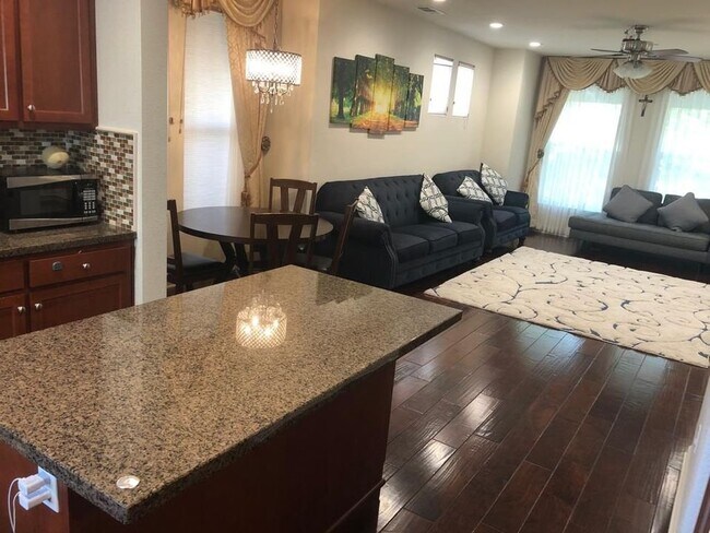 Foto del edificio - 40937 Gramercy Ter