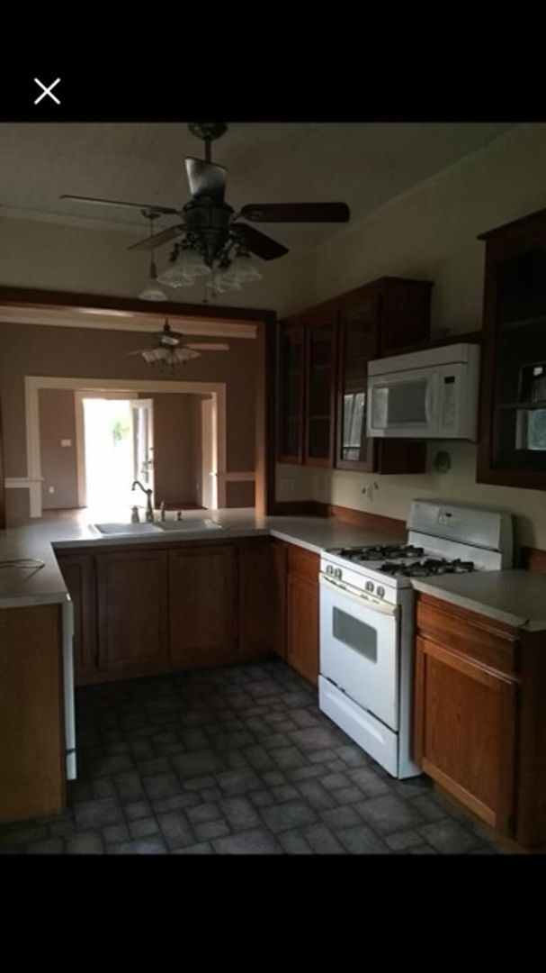Building Photo - 2 bedroom country house
