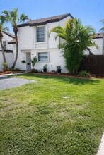 Building Photo - 441 NW 98th Ct