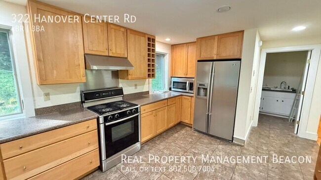 Foto del edificio - 322 Hanover Center Rd