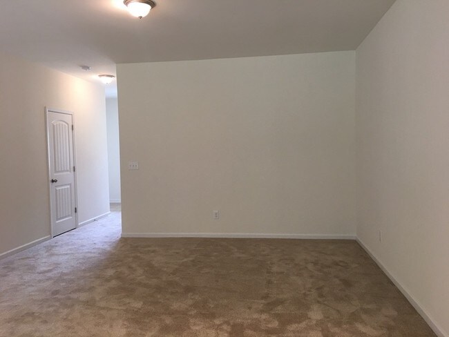 Building Photo - 1219 Garden Stone Dr