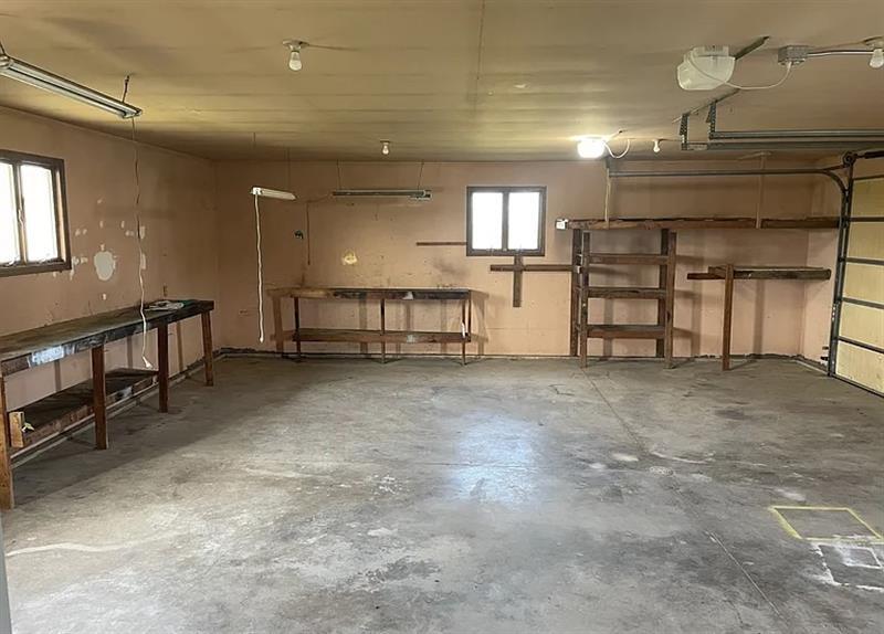 ELEGANT RD HOME House Rental in Ottawa, IL