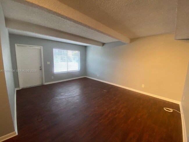 Building Photo - 1045 S Flagler Ave