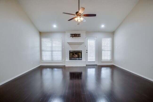 Foto del edificio - Gorgeous Home in Whisperwood!