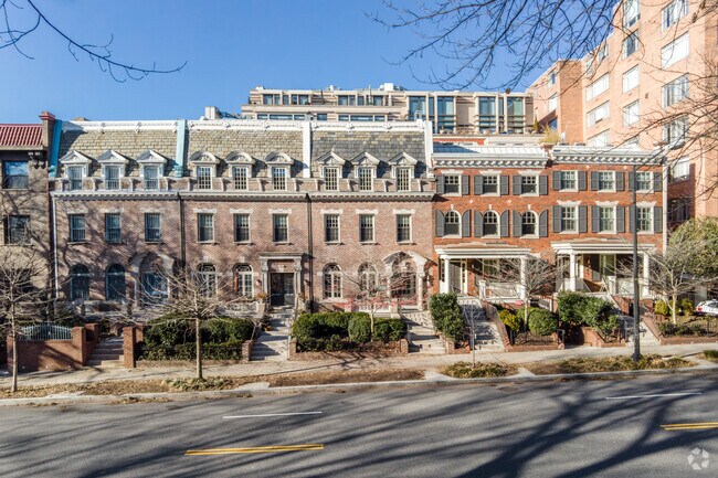 Building Photo - 2818 Connecticut Ave NW