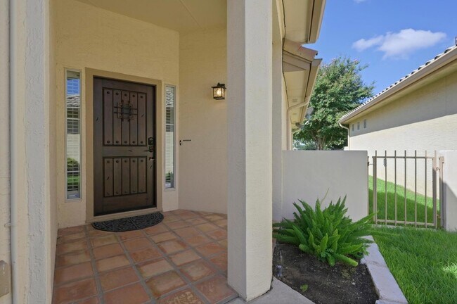 Building Photo - 30117 Hacienda Ln