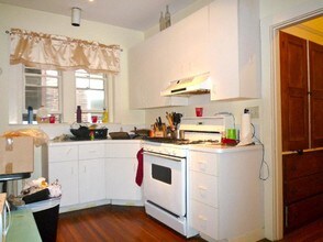 Building Photo - 176 Winthrop Rd