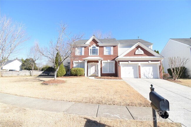 Building Photo - 6827 Braddock Ln