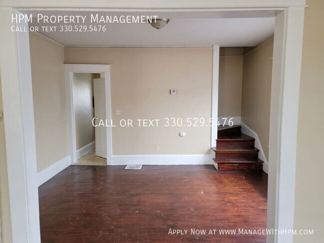 Building Photo - 569 E Exchange St