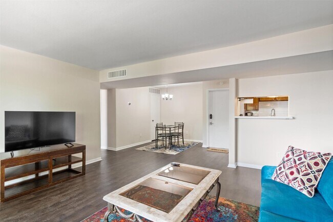 Building Photo - 8419 Hearth Dr