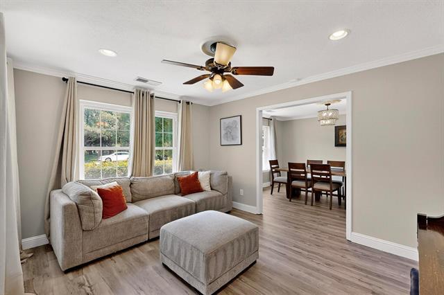 Foto del edificio - 11717 Welch Rd