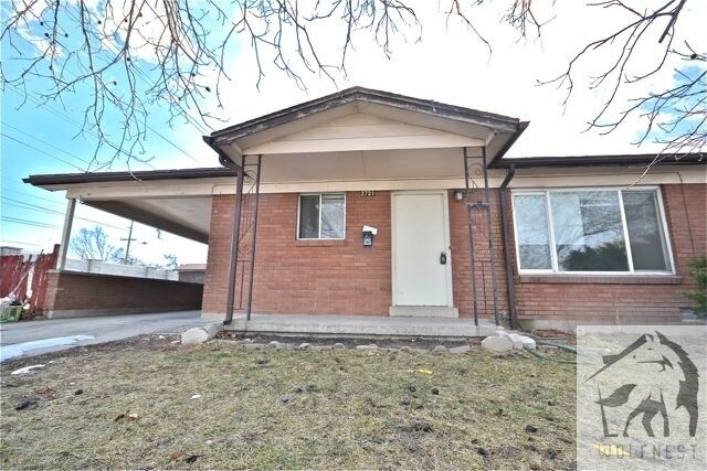 Foto del edificio - Beautiful 3 Bedroom West Valley Duplex