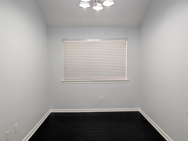 Building Photo - 13231 Babbitt St