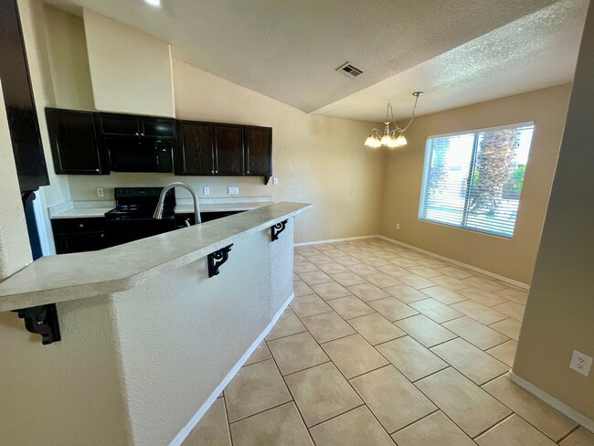 Foto del edificio - Pool Home in Victoria Meadows