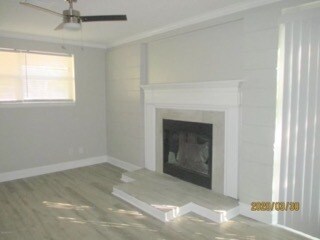 Foto del edificio - 5750 Blackthorn Rd