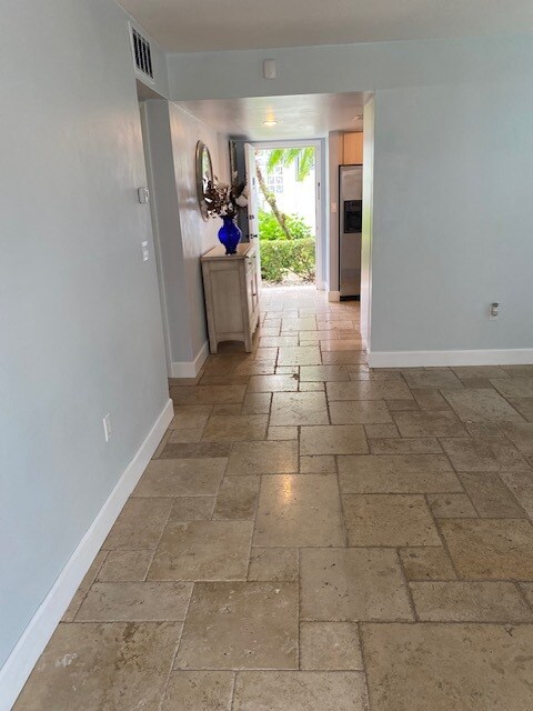 Foto del edificio - 53 High Point Cir W